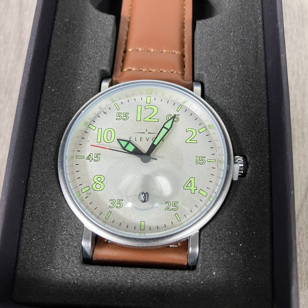 Elevon Von Braun Leather-Band Watch w/Date - ELE112-1 RARE‎